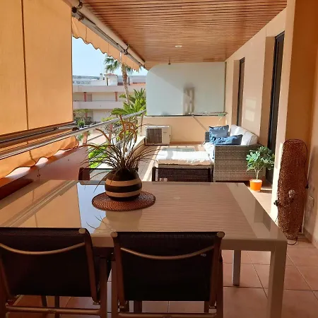 Holidays And Work Gigantes, Internet 600 Mb Puerto de Santiago (Tenerife)